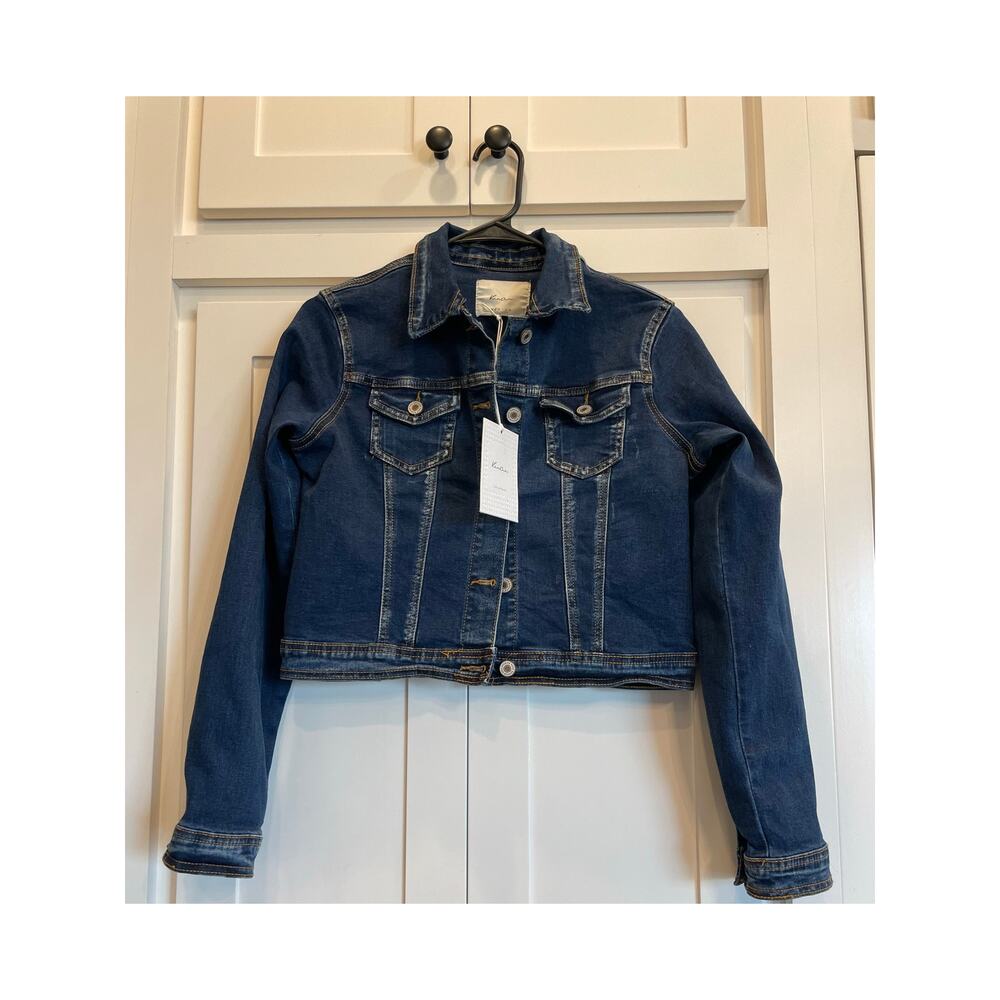 NWT KanCan Darker wash cropped denim jean jacket Med.